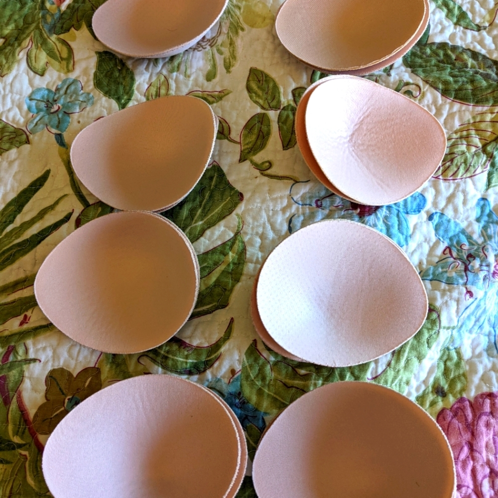 Bra Pad Inserts 8 pairs EUC